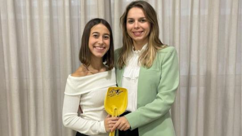 Natalia Bascones y Ana María Mitroi.